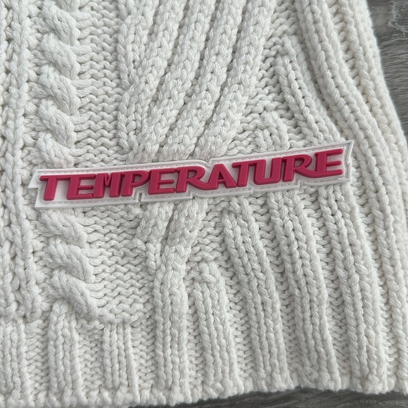 Off-White knit vest - Picture 7 of 8